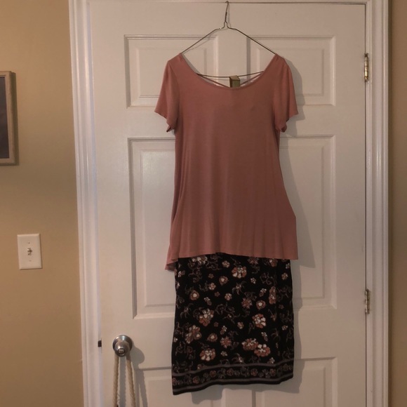 Business casual outfit. - Picture 1 of 6